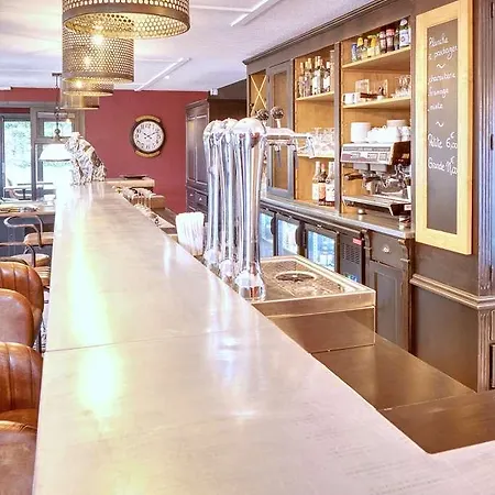 Kyriad Lille Est - Hotel Hem