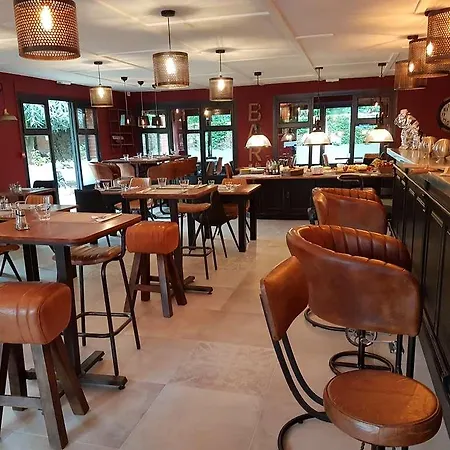 Kyriad Lille Est - Hotel 3*