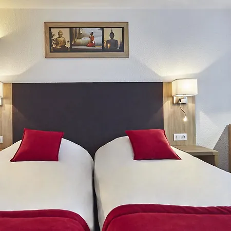 Отель Kyriad Lille Est - 3*