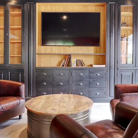 Hotel Kyriad Lille Est - Hem