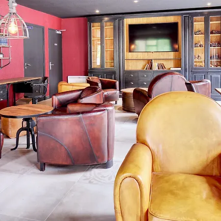 Kyriad Lille Est - Hotel 3*