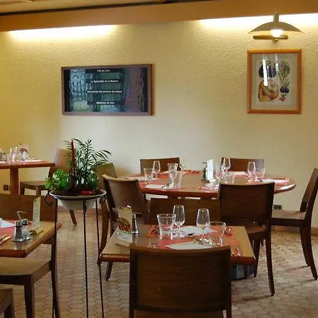 Kyriad Lille Est - Szálloda