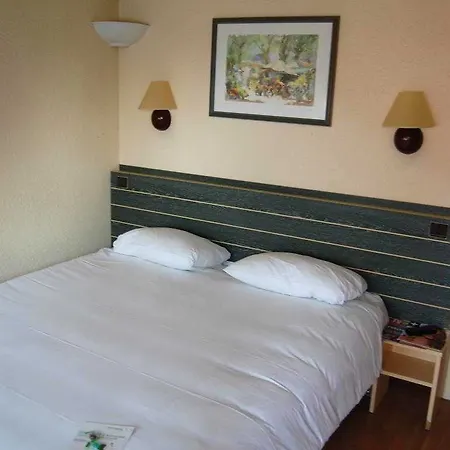 Kyriad Lille Est -