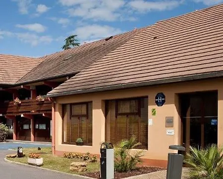 Kyriad Lille Est - Hotel 3*