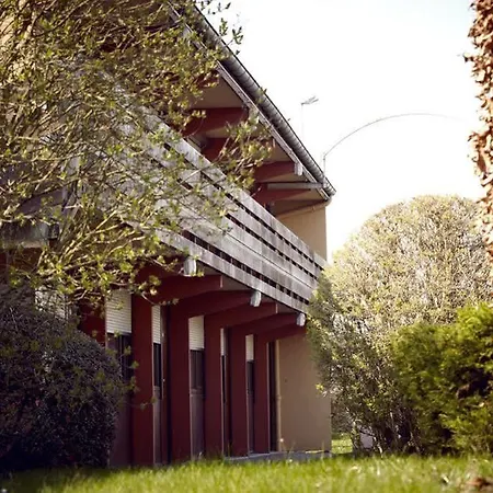 Szálloda Kyriad Lille Est - 3*