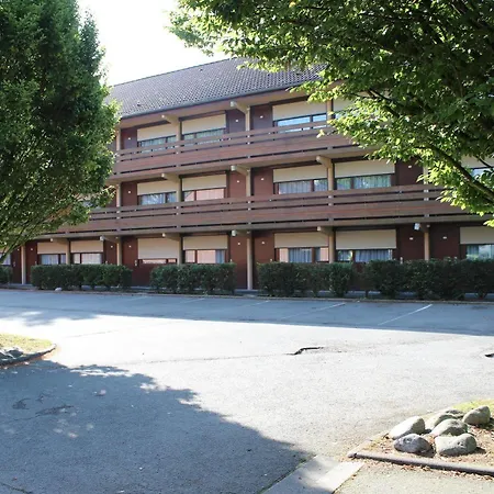 Kyriad Lille Est - Hotel