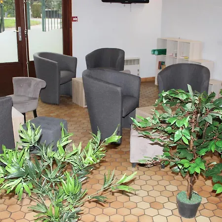 Kyriad Lille Est - Hotel