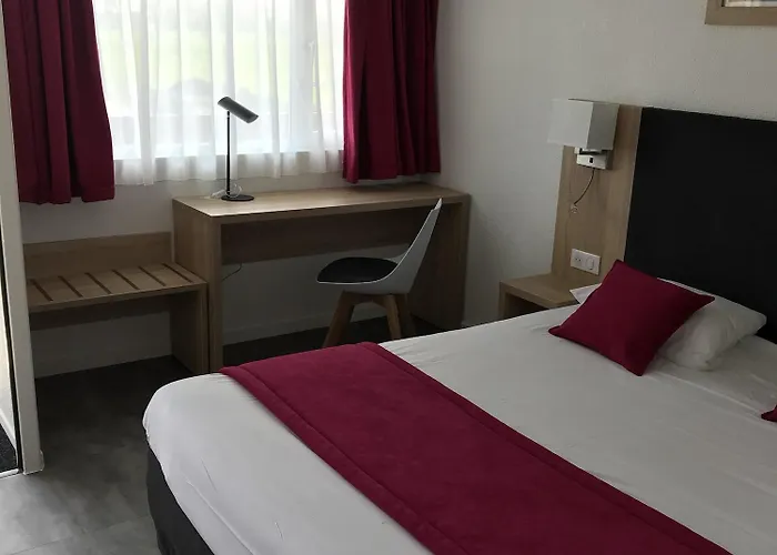 Hotel Kyriad Lille Est -