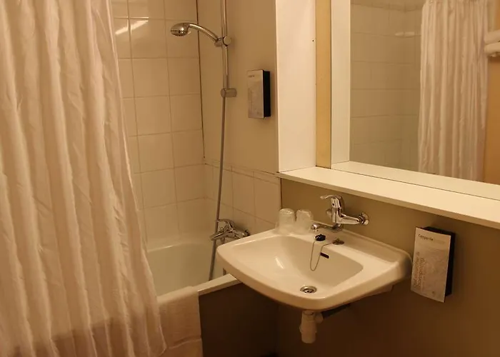 Kyriad Lille Est - Hem