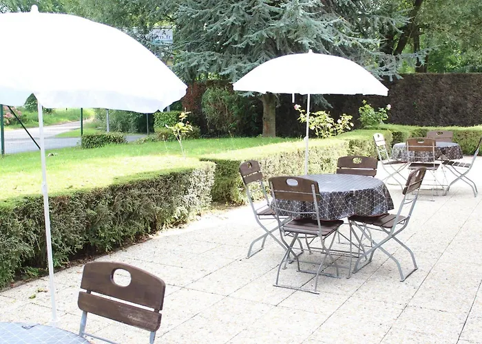 Kyriad Lille Est - 3* Hem