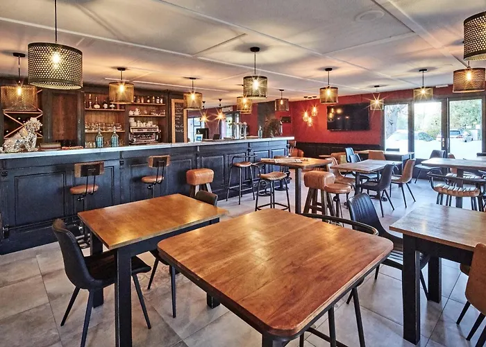 Hotel Kyriad Lille Est - 3*